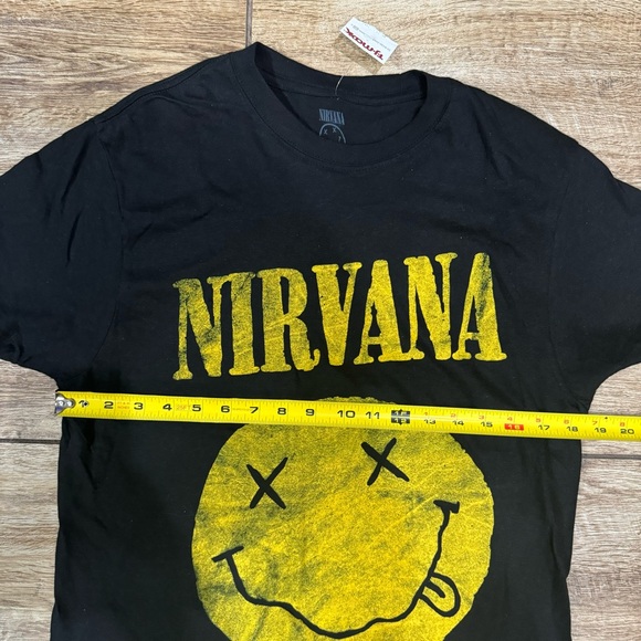 Nirvana T Shirt Black Size Small American Rock Band Classic Graphic Tee Cotton - Picture 6 of 8